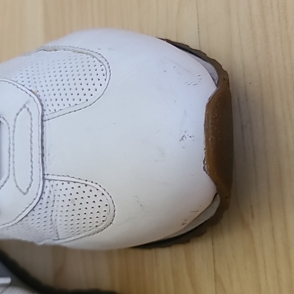 BOSS Perforated White Leather Sneakers Size 8.5 - Picture 6 of 10